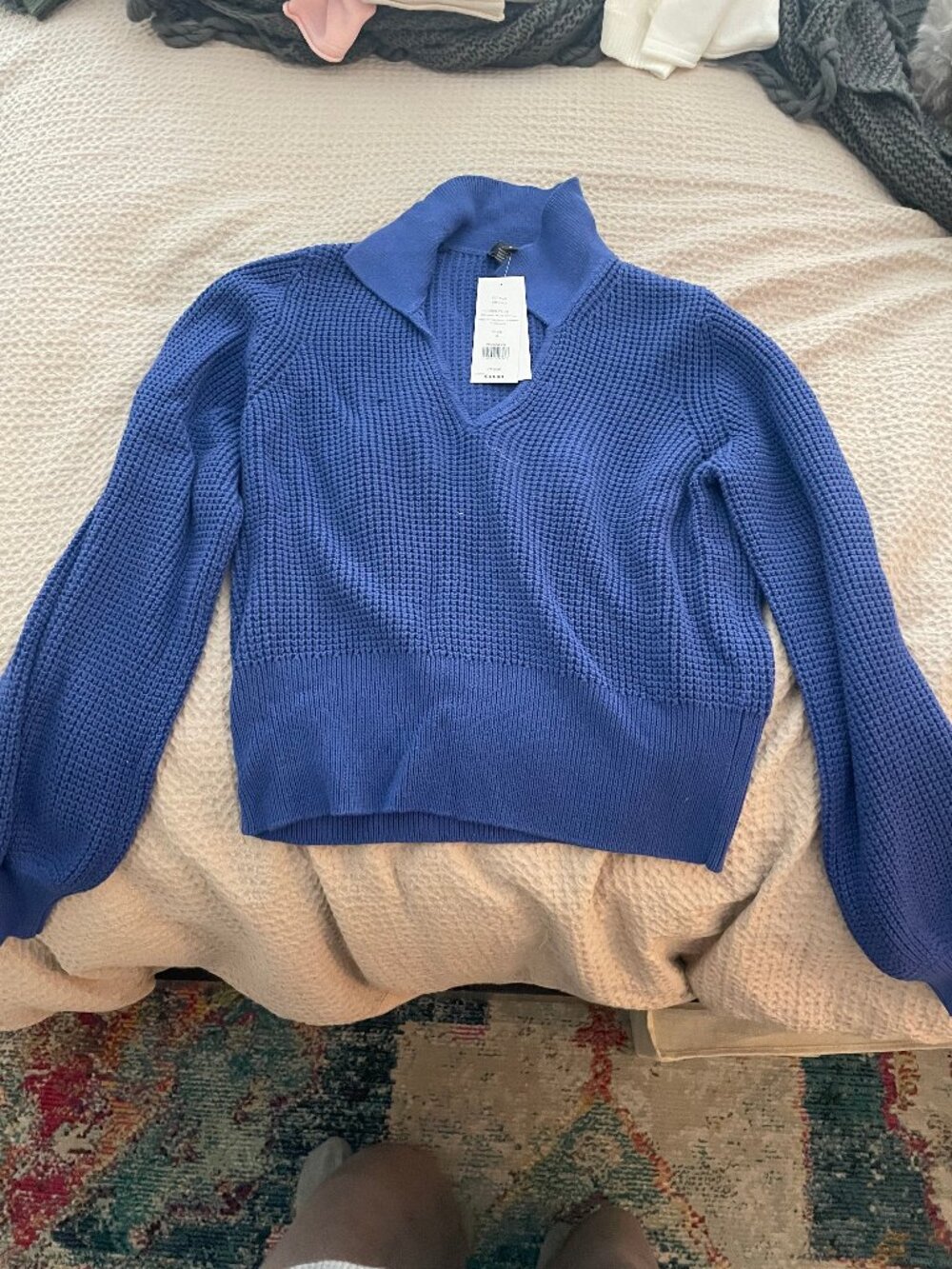 FRENCH CONNECTION V Neck sweater